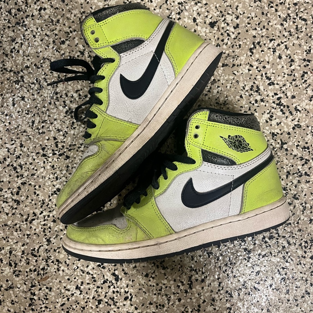Air Jordan 1 retro high og visionaire M6.5, W8